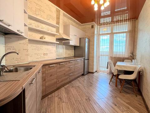 квартира по адресу Ревуцкого ул., 7-В