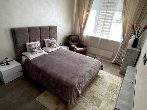 квартира за адресою Академіка Заболотного вул., 15