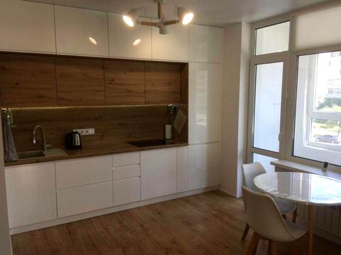 квартира за адресою Драгоманова вул., 10