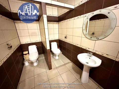 комерційна за адресою Центральна, 56