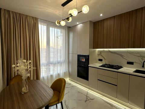 квартира за адресою Юліана Пелеша вул., 1