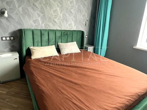 квартира за адресою Сім'ї Кульженків вул. (Петра Дегтяренка), 31-А