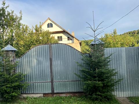 будинок за адресою Головна