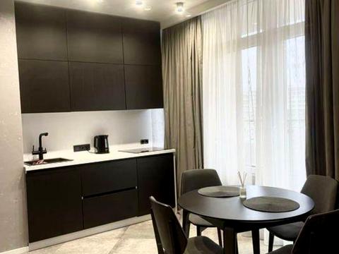 квартира за адресою Вишняківська вул., 4