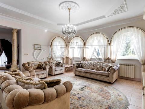 будинок за адресою смт. Козин, Старокиївська вул., 13/12