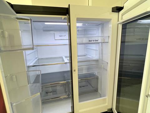 квартира за адресою Академіка Андрія Сахарова вул., 84