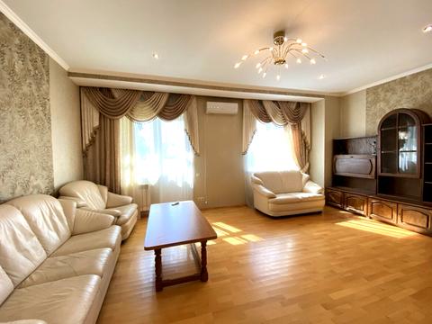 квартира за адресою Івана Дяченка вул., 20Б