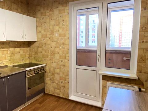 квартира за адресою Софії Русової вул., 1