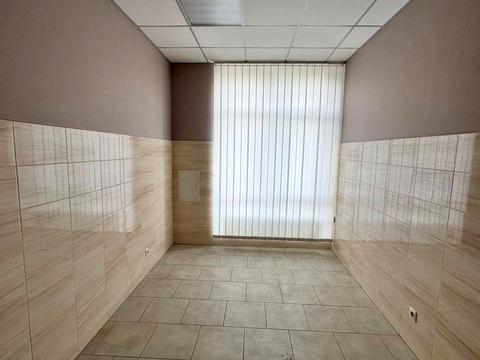 комерційна за адресою Університетська вул., 29а