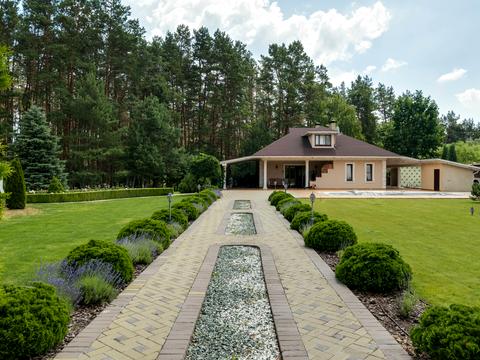 будинок за адресою с. Нещерів, Пархоменко