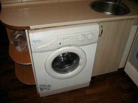 квартира за адресою Ореста Левицького вул. (Академіка Курчатова), 8