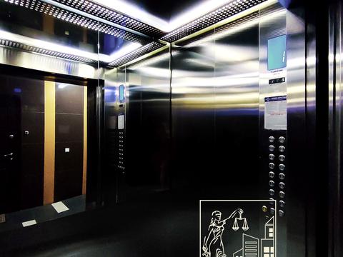 квартира за адресою Соборності просп. (Возз'єднання), 17