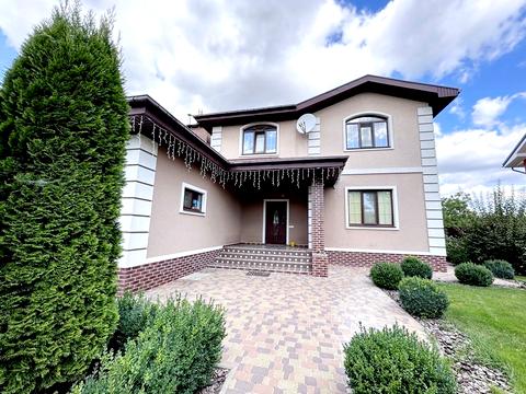 будинок за адресою Лісна