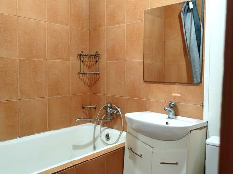 квартира за адресою Дмитра Яворницького просп. (Карла Маркса), 4