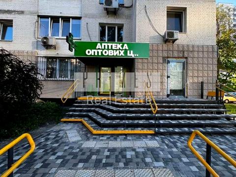 комерційна за адресою Радунська вул., 7