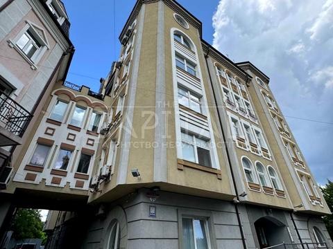 коммерческая по адресу Кияновский пер., 7-А