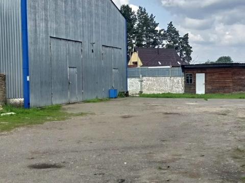 коммерческая по адресу Центральна, 4