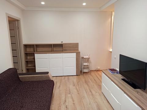 квартира за адресою Ореста Левицького вул. (Академіка Курчатова), 25/37