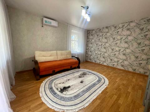 квартира за адресою Євгена Чикаленка вул., 56/2