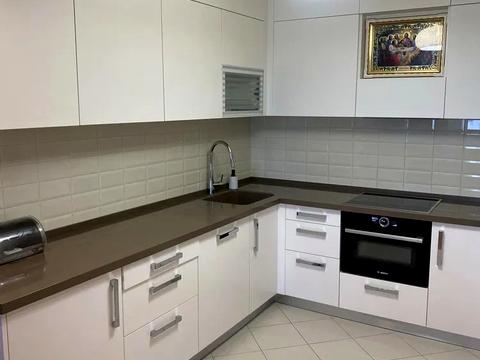 квартира за адресою Патріарха Мстислава Скрипника вул., 48