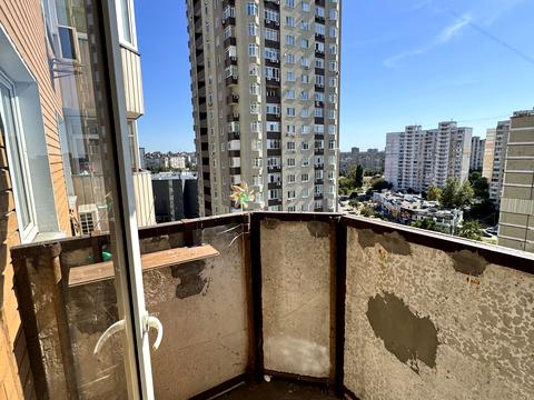 квартира за адресою Миколи Лаврухіна вул., 8