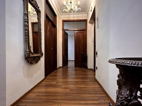квартира за адресою Бульварно-Кудрявська вул. (Воровського), 5-А