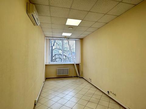 комерційна за адресою Ґарета Джонса вул. (Сім'ї Хохлових), 15