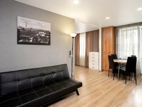 квартира за адресою Курсанта Єськова вул., 26
