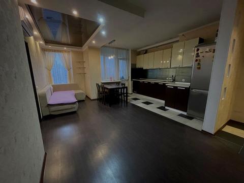 квартира за адресою Дніпровська набережна вул., 26