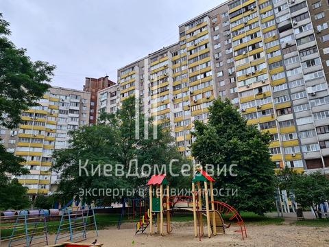квартира за адресою Академіка Глушкова просп., 43