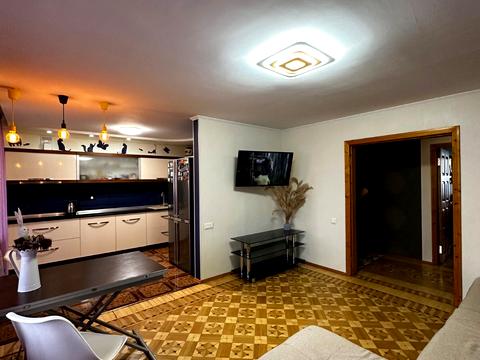 квартира за адресою Профспілковий бульв., 64