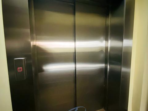 квартира за адресою Київ, Андрія Верхогляда вул. (Михайла Драгомирова), 2-А