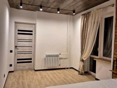 квартира по адресу Белая ул., 103а