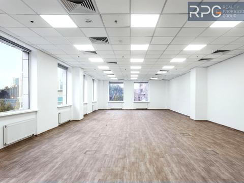 коммерческая по адресу Жилянская ул., 75