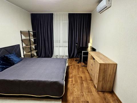 квартира за адресою Ревуцького вул., 54