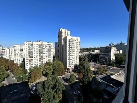квартира за адресою Стадіонна вул., 16/6