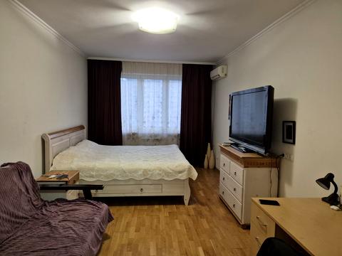 квартира по адресу Патриарха Мстислава Скрипника ул., 40