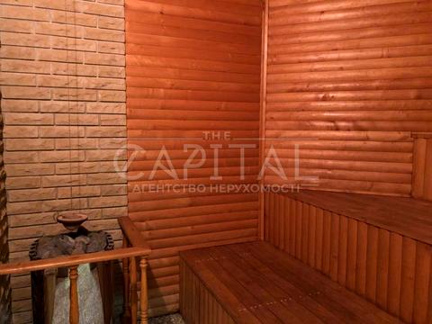 будинок за адресою вул. Сергія Світославського