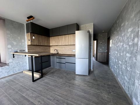 квартира по адресу Луговская ул., 248