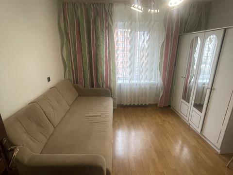 квартира за адресою Срібнокільська вул., 14