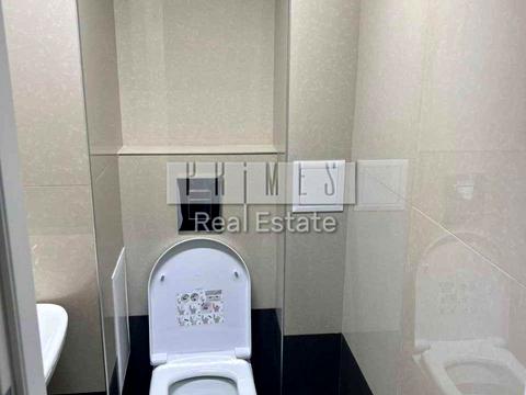 коммерческая по адресу Драгоманова ул., 8