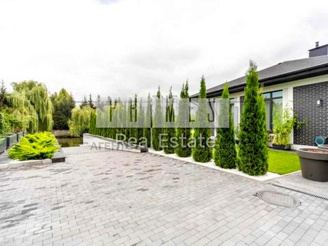 будинок за адресою Берегова вул., 12