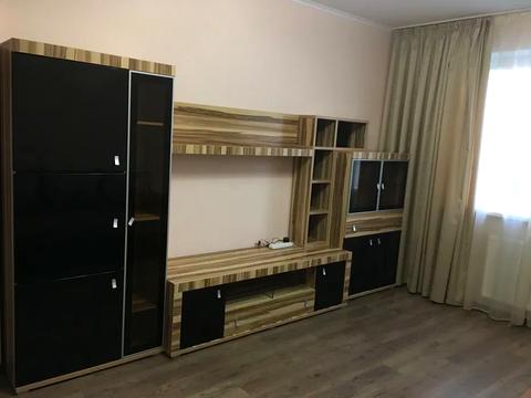 квартира за адресою Воскресенська вул., 18
