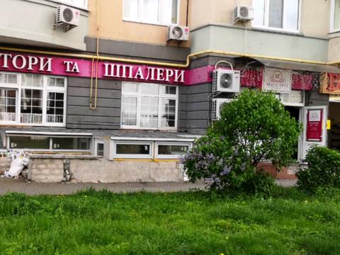 коммерческая по адресу Раисы Окипной ул., 4