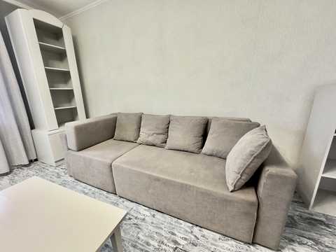 квартира за адресою Почайнинська вул., 35