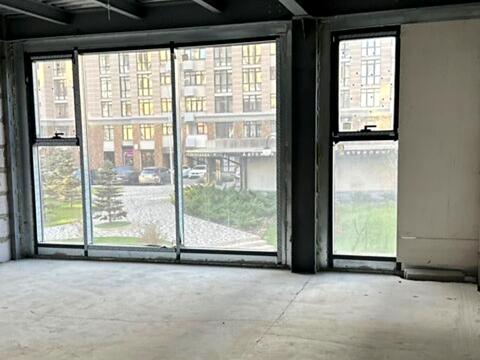 коммерческая по адресу Андрея Верхогляда ул. (Михайла Драгомирова), 4б