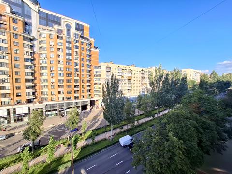 квартира по адресу Леси Украинки бульв., 20/22