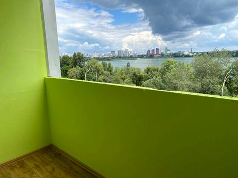 квартира за адресою Ревуцького вул., 54