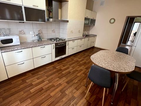 квартира за адресою Євгена Коновальця вул. (Щорса), 32