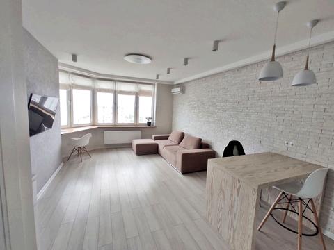 квартира по адресу Драгоманова ул., 4-А